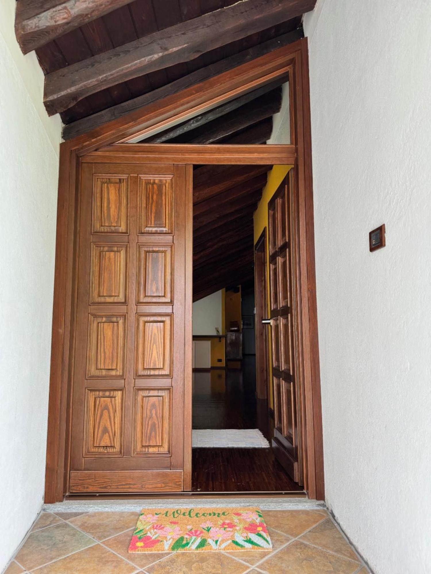 Вілла La Casa Di Nina - Traves Pessinetto Екстер'єр фото