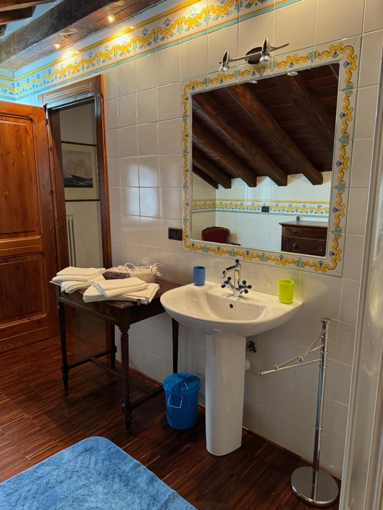 Вілла La Casa Di Nina - Traves Pessinetto Екстер'єр фото